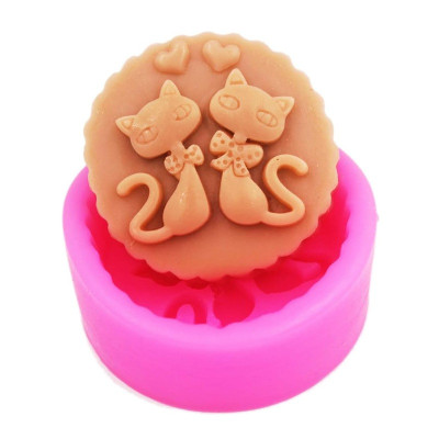 Silikónová forma na mydlo zamilované mačičky